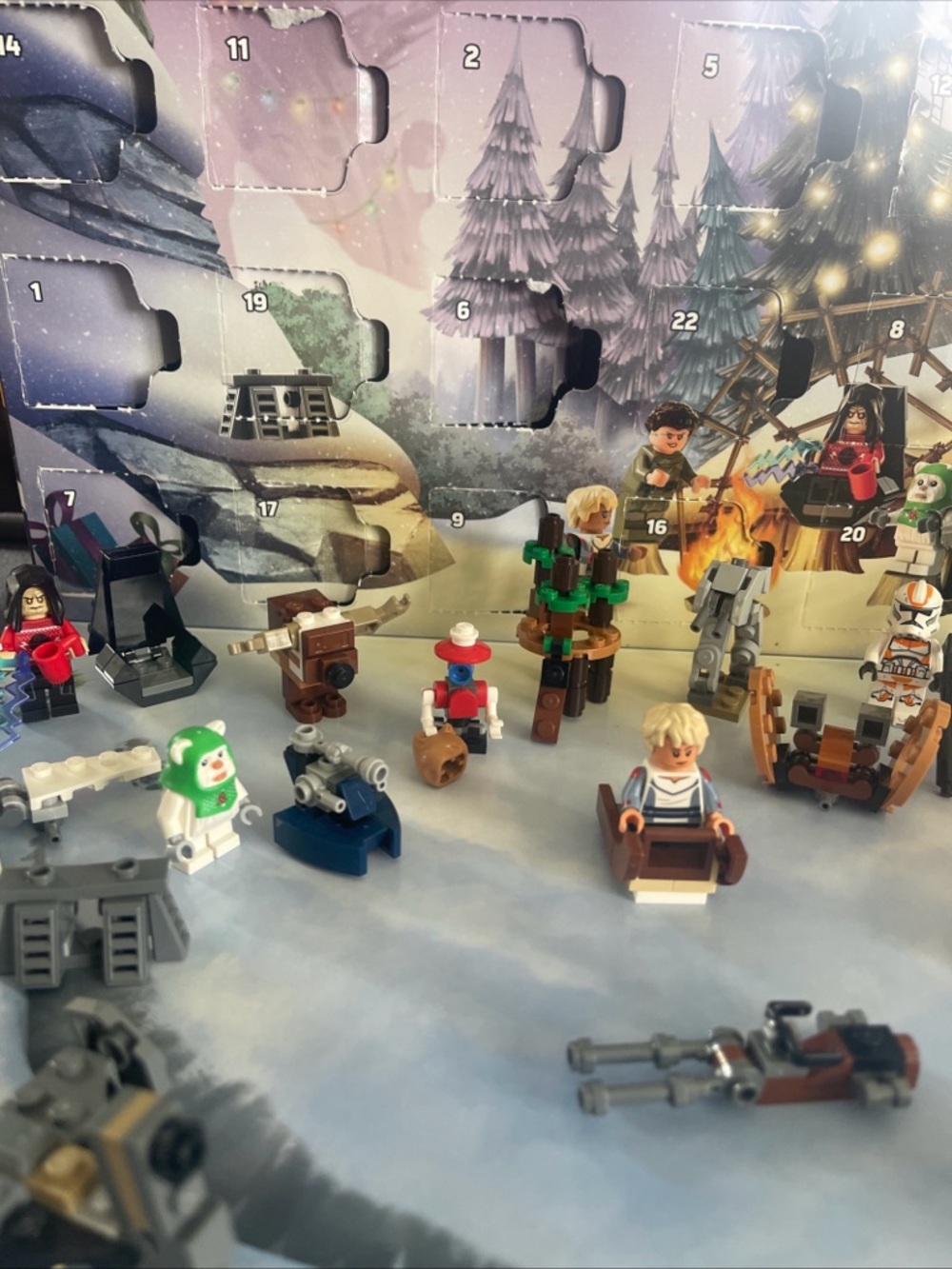 LEGO Star Wars: Advent Calendar 2023 (75366) Pre Owned Appears Complete W/Box - Picture 8 of 14